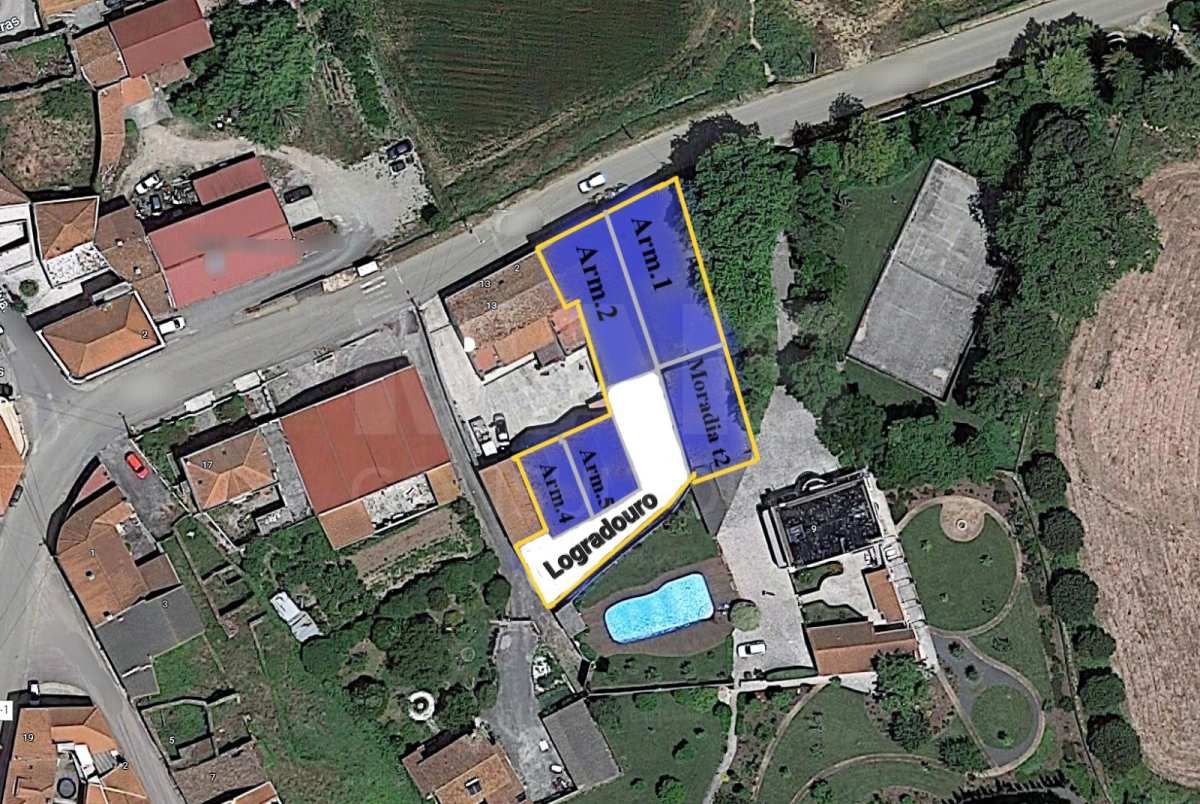 4 Warehouses + 2 Bedroom House On 1200m2 Plot In ARU Zone, Reguengo Grande LNH